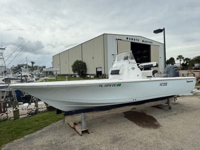 BOATZON | Tidewater 2110 Baymax 2026