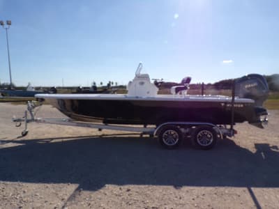BOATZON | Tidewater 2110BMT 2026