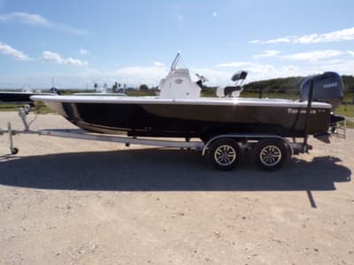 BOATZON | Tidewater 2110BMT 2026