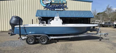 BOATZON | Tidewater 2110BMT 2026