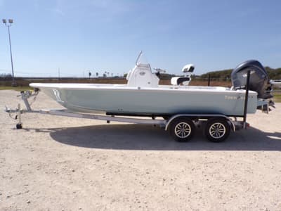 BOATZON | Tidewater 2110BMT 2026