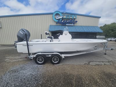 BOATZON | Tidewater 2110BMT 2026
