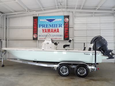 BOATZON | Tidewater 2110BMT 2026