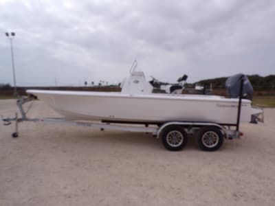 BOATZON | Tidewater 2110BMT 2026