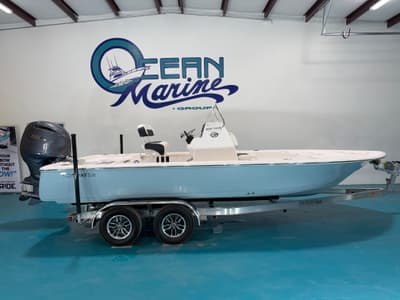 BOATZON | Tidewater 2110BMT 2026
