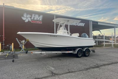 BOATZON | Tidewater 216 CC Adventure 2013