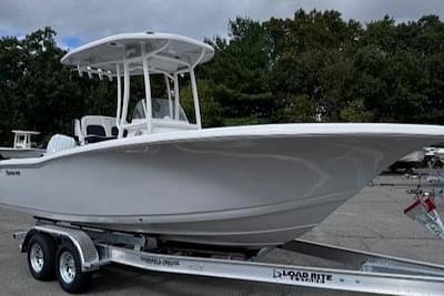 BOATZON | Tidewater 220 CC Adventure 2025