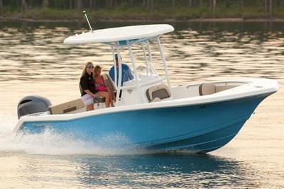 BOATZON | Tidewater 220 CC Adventure 2026
