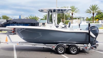 BOATZON | Tidewater 220 CC Adventure 2026