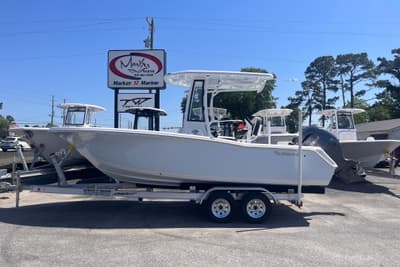 BOATZON | Tidewater 220 CC Adventure 2026 BOATZON | Tidewater 220 CC Adventure 2026