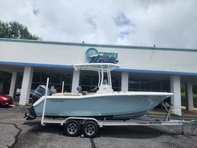 BOATZON | Tidewater 220 LXF 2021