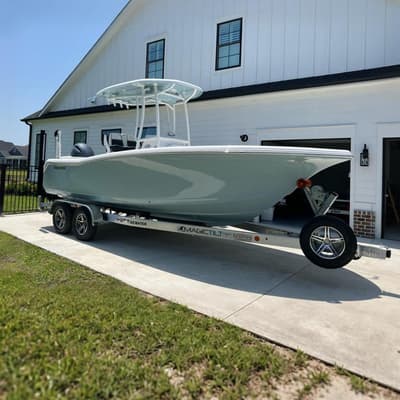 BOATZON | Tidewater 220 LXF 2023