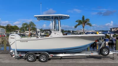 BOATZON | Tidewater 220 LXF 2026
