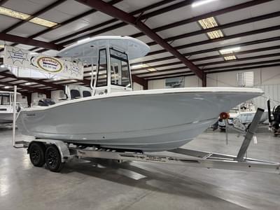 BOATZON | Tidewater 220 LXF 2026