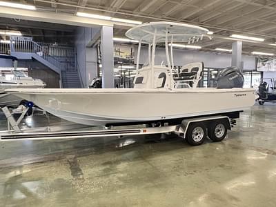 BOATZON | Tidewater 2210 Carolina Bay 2025 BOATZON | Tidewater 2210 Carolina Bay 2025