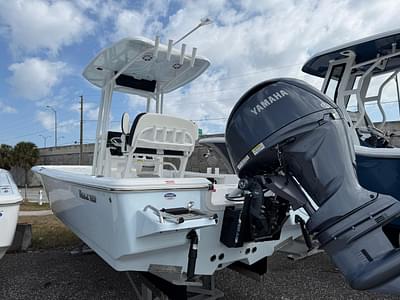 BOATZON | Tidewater 2210 Carolina Bay 2025 BOATZON | Tidewater 2210 Carolina Bay 2025
