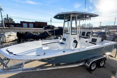 BOATZON | Tidewater 2210 Carolina Bay 2026