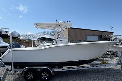 BOATZON | Tidewater 230 2013