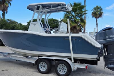 BOATZON | Tidewater 230 LXF 2017