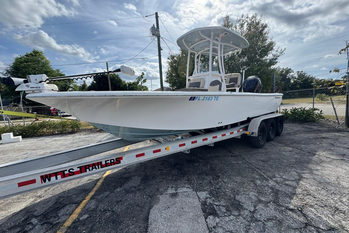 2022 Tidewater 2300 Carolina Bay - Sold Boat