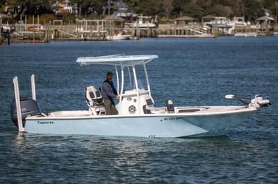 BOATZON | Tidewater 2300 Carolina Bay 2024