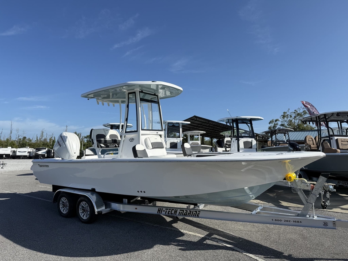 2026 Tidewater 2300 Carolina Bay - Sold Boat