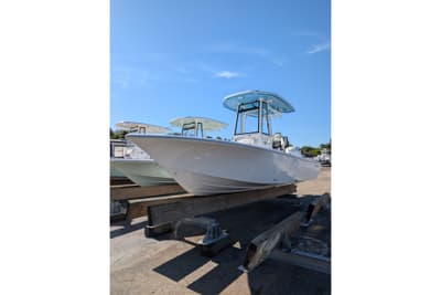 BOATZON | Tidewater 2300 Carolina Bay 2027