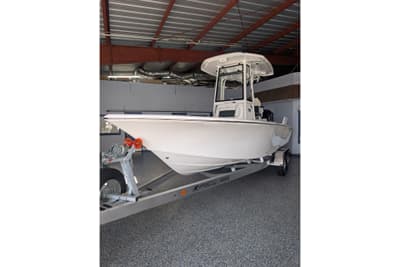 BOATZON | Tidewater 2300 Carolina Bay 2027