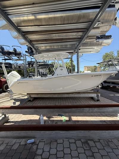 BOATZON | Tidewater 232 CC Adventure 2021 BOATZON | Tidewater 232 CC Adventure 2021