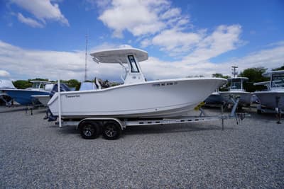 BOATZON | Tidewater 232 CC Adventure 2023