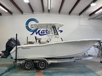 BOATZON | Tidewater 232 CC Adventure 2025 BOATZON | Tidewater 232 CC Adventure 2025