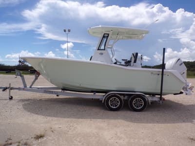 BOATZON | Tidewater 232 CC Adventure 2026