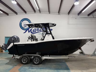 BOATZON | Tidewater 232 CC Adventure 2026 BOATZON | Tidewater 232 CC Adventure 2026