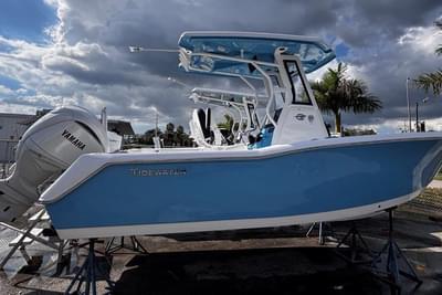 BOATZON | Tidewater 232 CC Adventure 2026 BOATZON | Tidewater 232 CC Adventure 2026