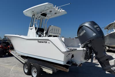 BOATZON | Tidewater 232 CC Adventure 2027
