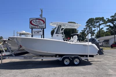 BOATZON | Tidewater 232 LXF 2027
