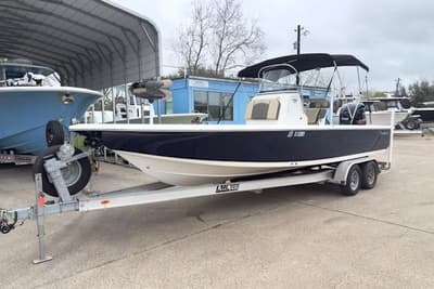 BOATZON | Tidewater 2410 Bay Max 2019