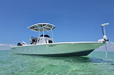 BOATZON | Tidewater 2410 Bay Max 2022