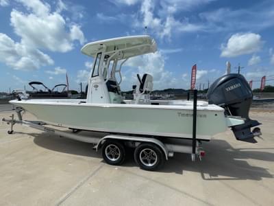 BOATZON | Tidewater 2410 Bay Max 2024 BOATZON | Tidewater 2410 Bay Max 2024