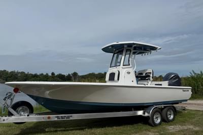 BOATZON | Tidewater 2410 Bay Max 2026