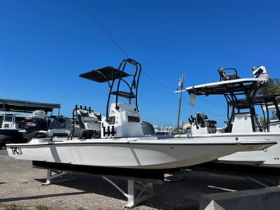 BOATZON | Tidewater 25 TPC Raptor 2027