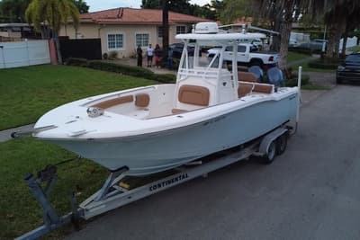 BOATZON | Tidewater 250 CC Adventure 2015