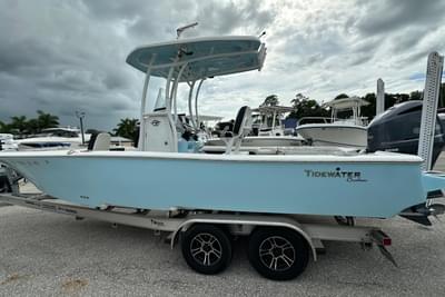 BOATZON | Tidewater 2500 Carolina Bay 2021 BOATZON | Tidewater 2500 Carolina Bay 2021