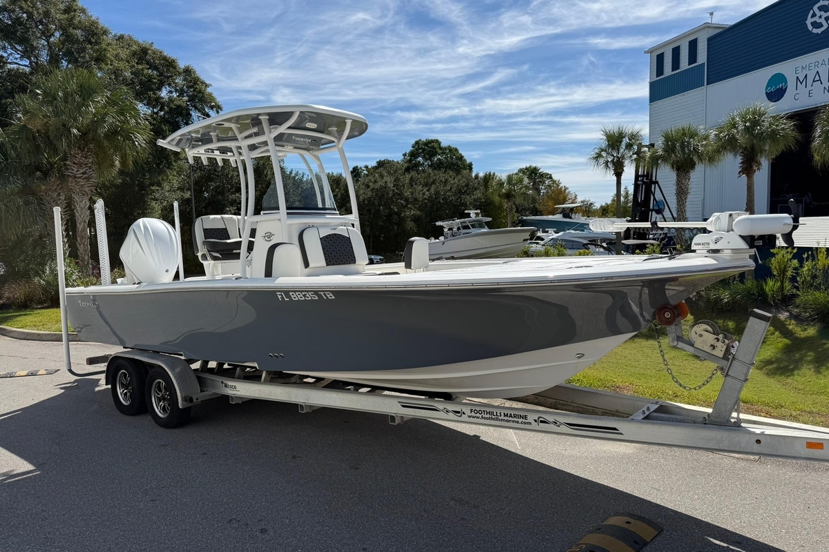 2021 Tidewater 2500 Carolina Bay - Sold Boat