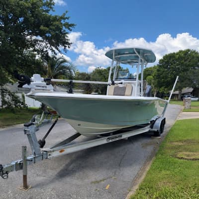BOATZON | Tidewater 2500 Carolina Bay 2022
