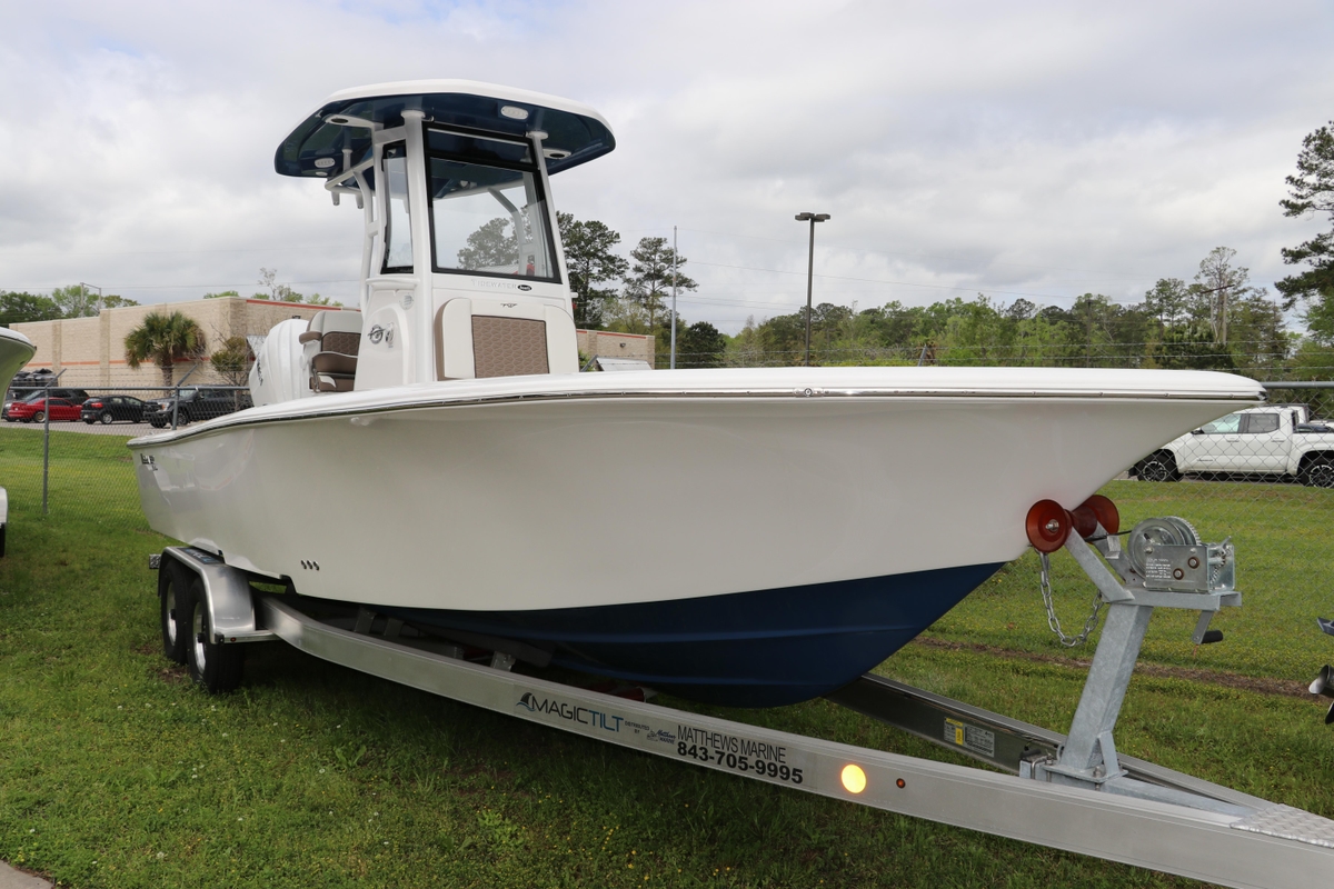 2024 Tidewater 2500 Carolina Bay - Sold Boat