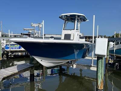 BOATZON | Tidewater 2500 Carolina Bay 2024
