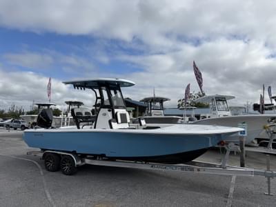 BOATZON | Tidewater 2500 Carolina Bay 2026