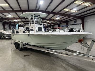 BOATZON | Tidewater 2500 Carolina Bay 2026