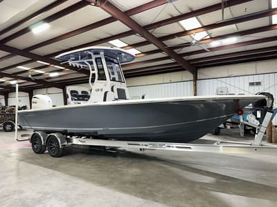BOATZON | Tidewater 2500 Carolina Bay 2026